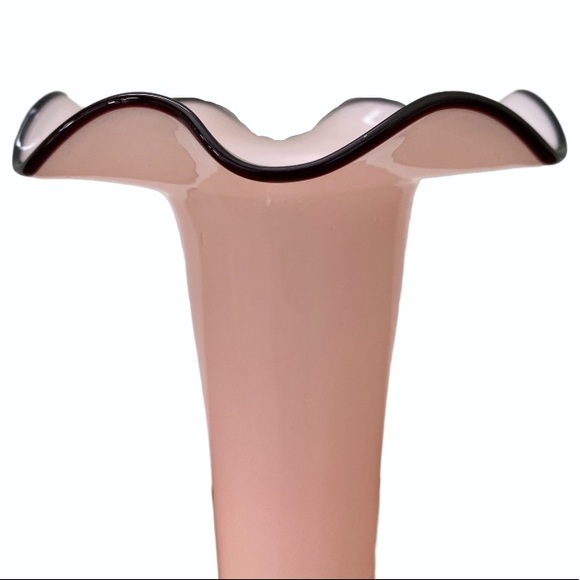 Vintage Czechoslovakia Signed 8” Ruffle Glass Vase - Picture 3 of 8